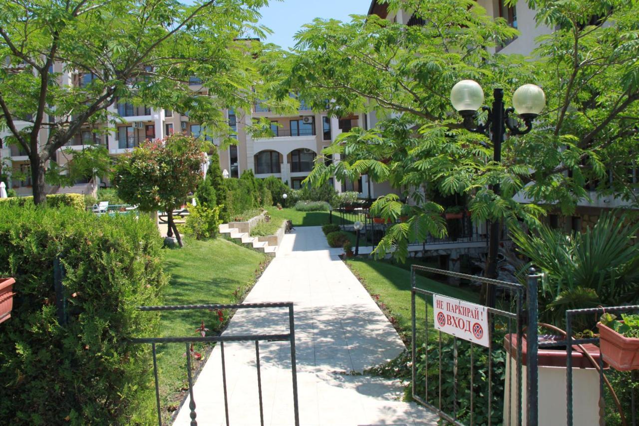 Bademite Apartments Sveti Vlas Exterior photo