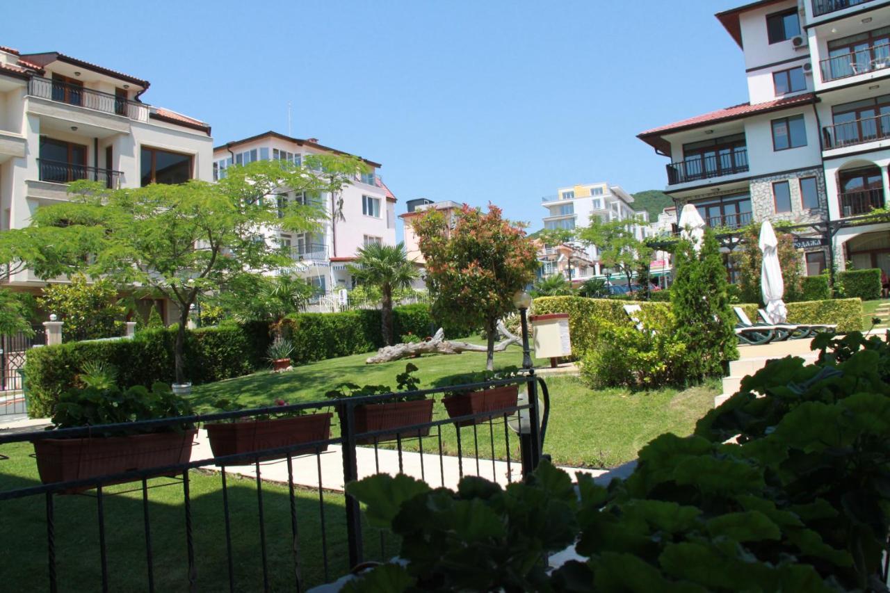 Bademite Apartments Sveti Vlas Exterior photo