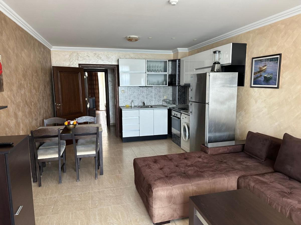 Bademite Apartments Sveti Vlas Exterior photo